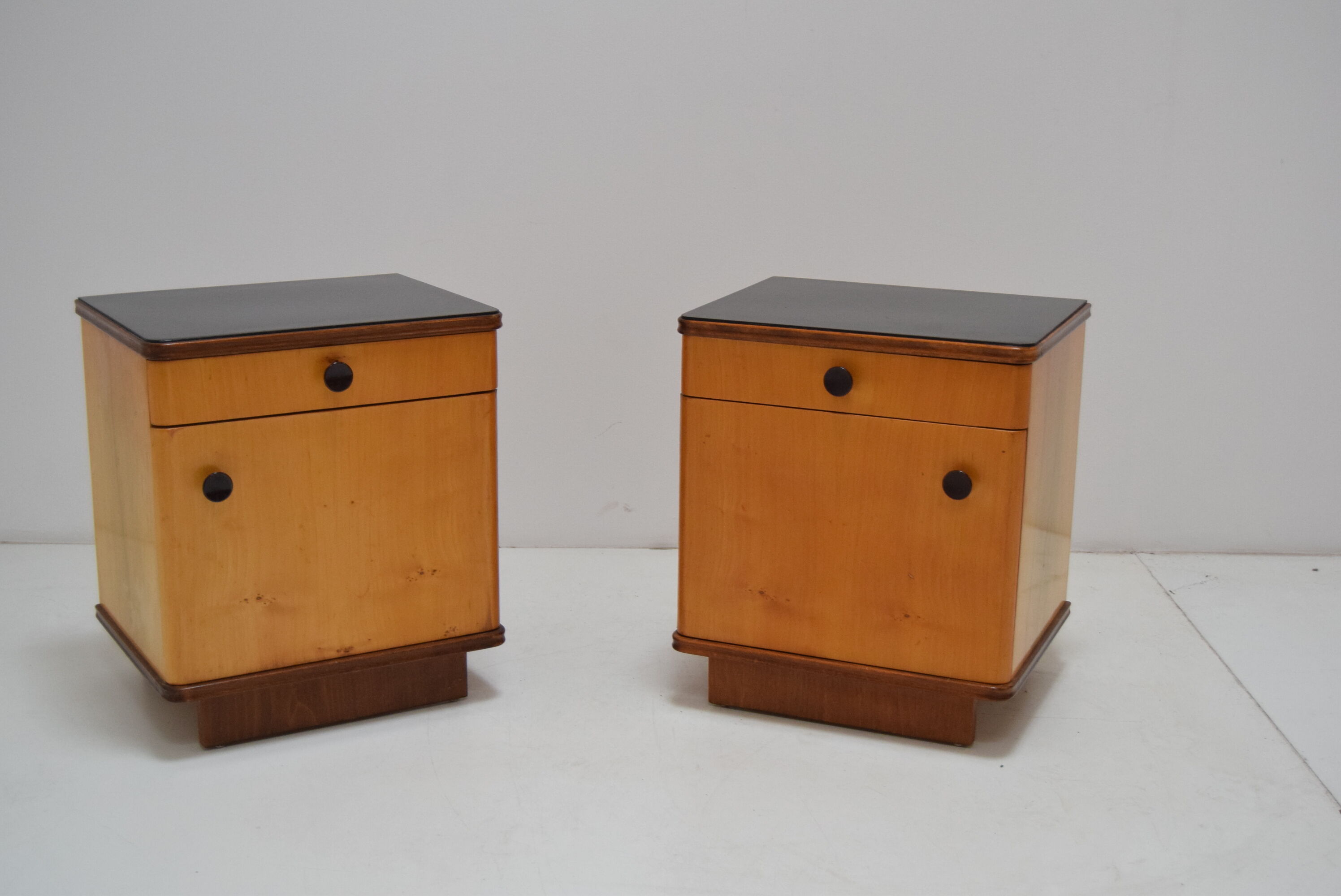 Pair of mid-century czechoslovakian  bedside tables,1960‘s.