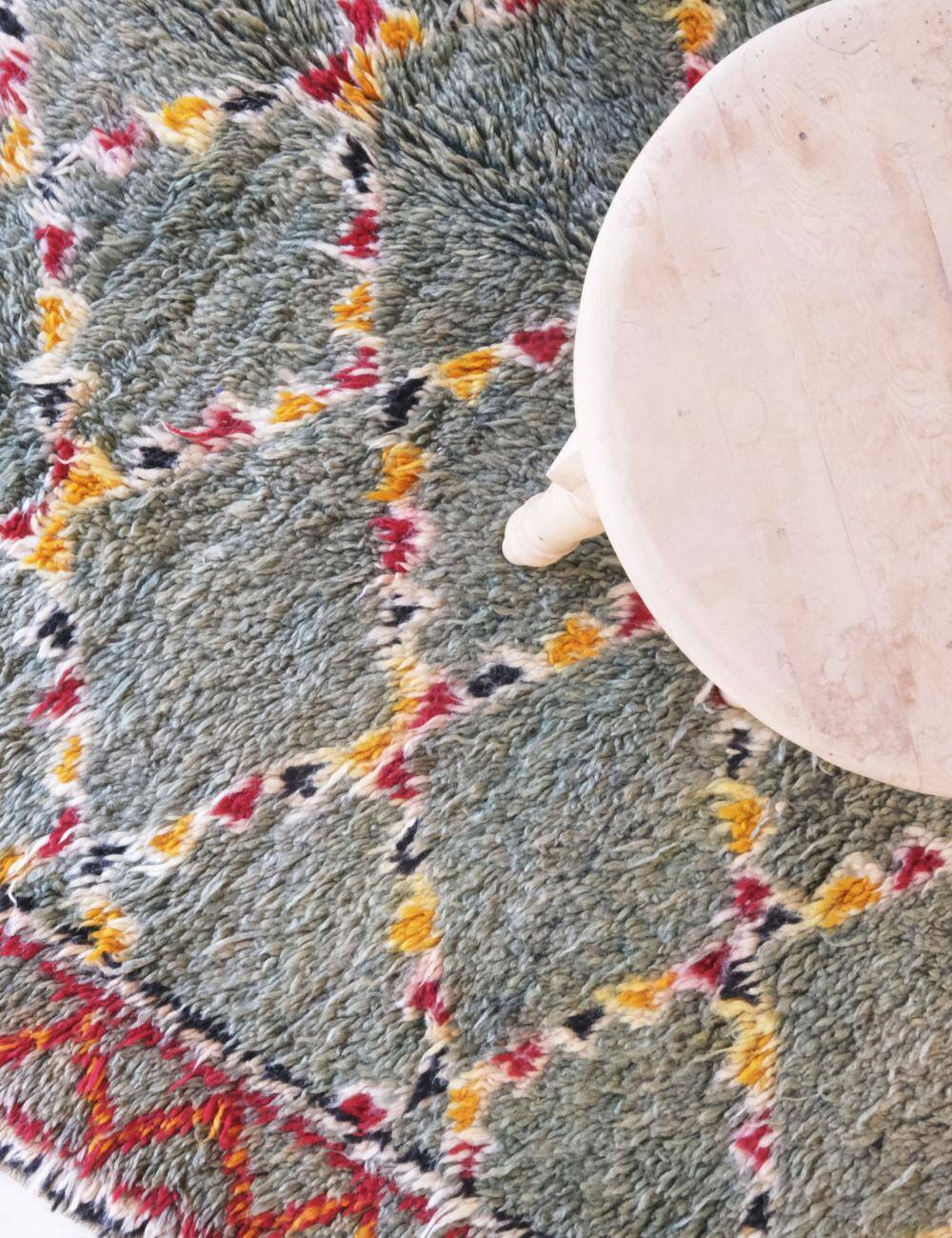 Vintage Green Rug - 323 x 177 cm