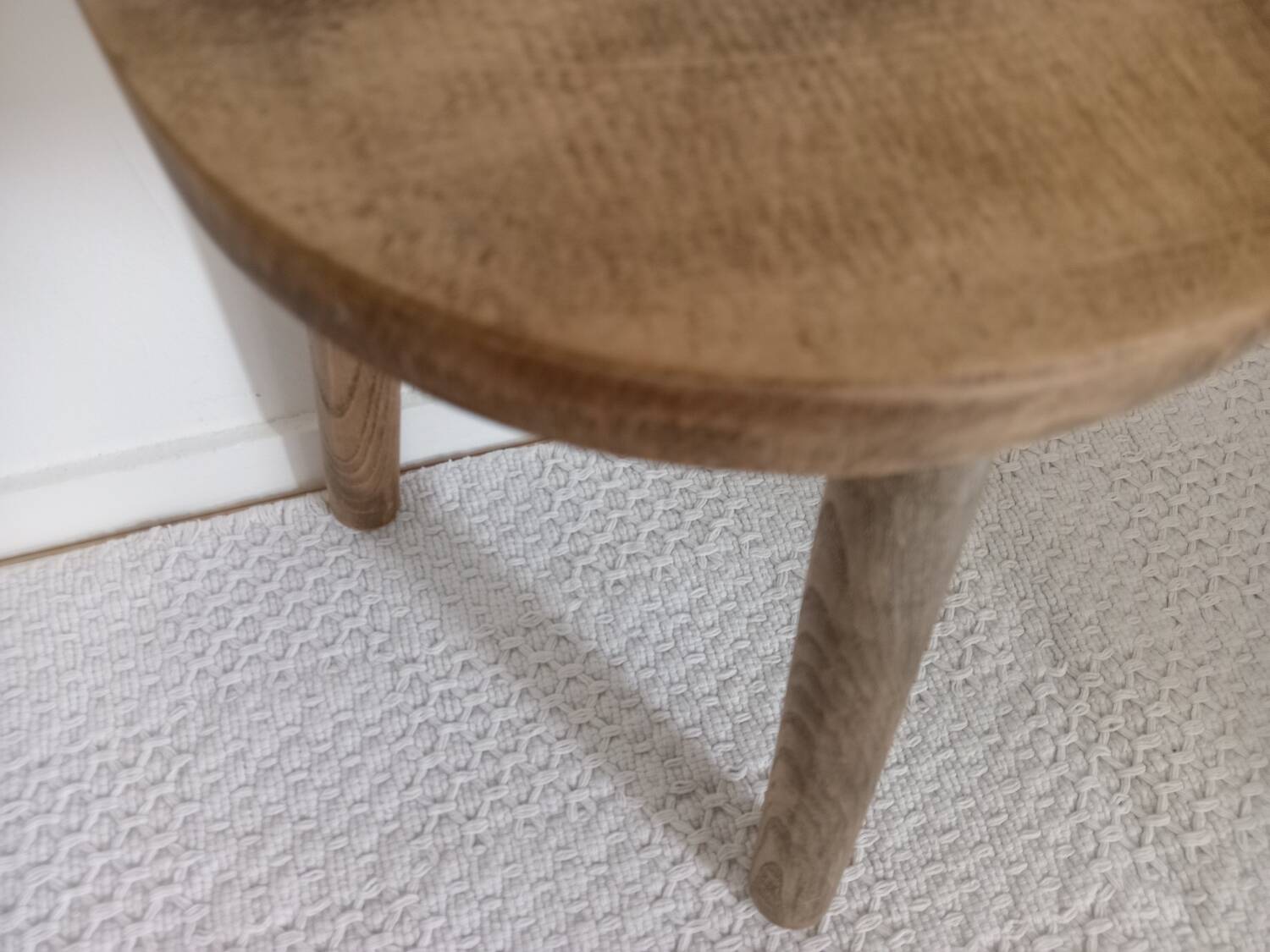 Tabouret tripode