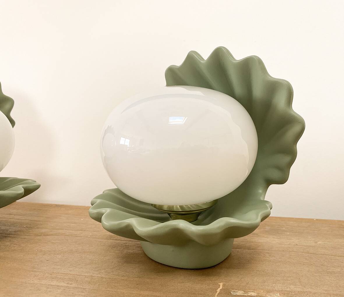 Ceramic shell lamp from the 70s/80s.