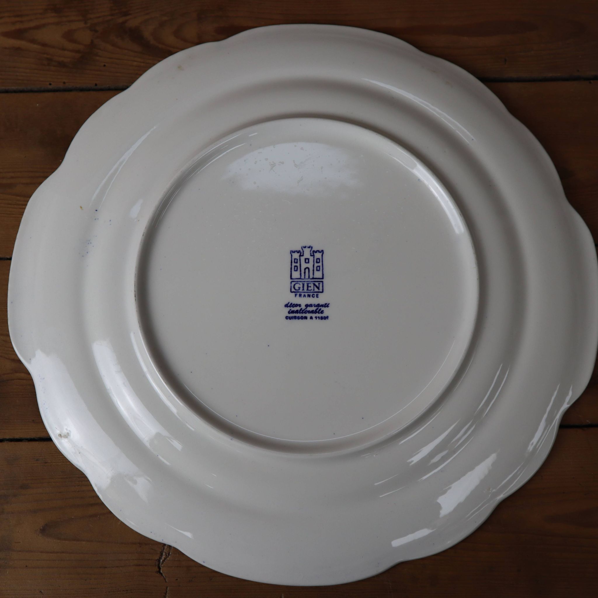 Plat de service/ plat à gâteaux en faïence fine de Gien Terre de fer