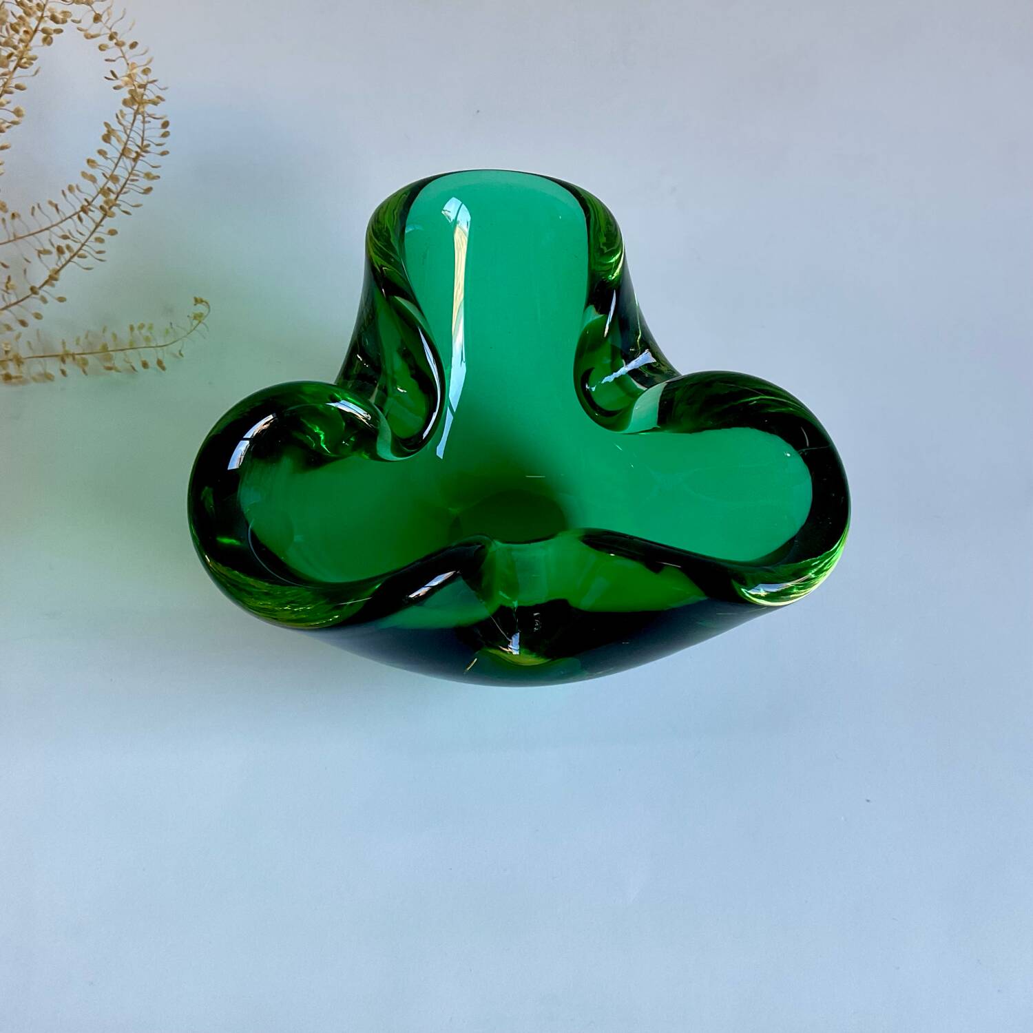 Vintage blown glass empty pocket