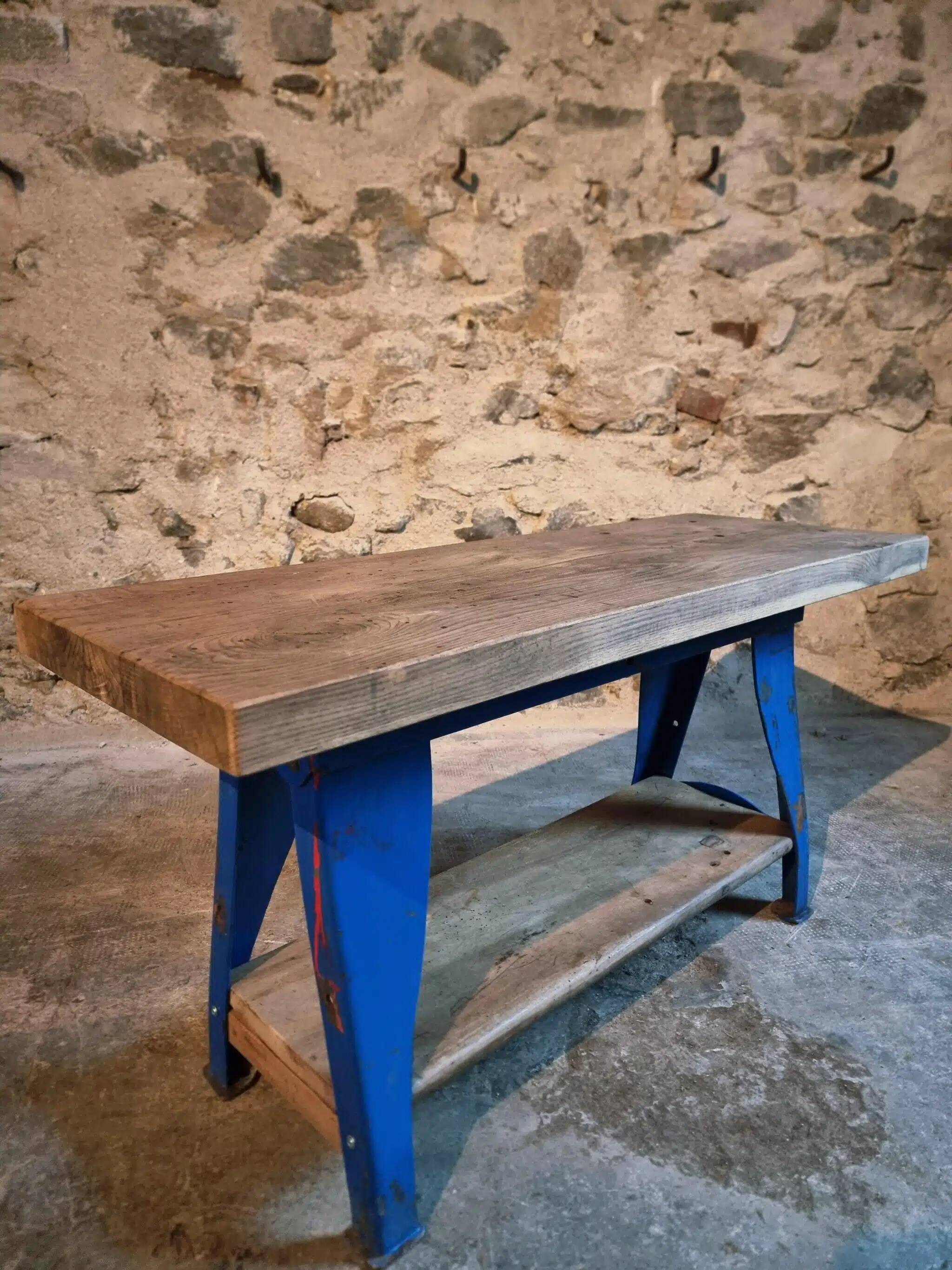 Vintage industrial workbench table with cast iron legs (Aux Forges de Vulcain)