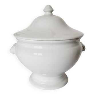 Antique Lion's Head Tureen in White Porcelain in classic shape