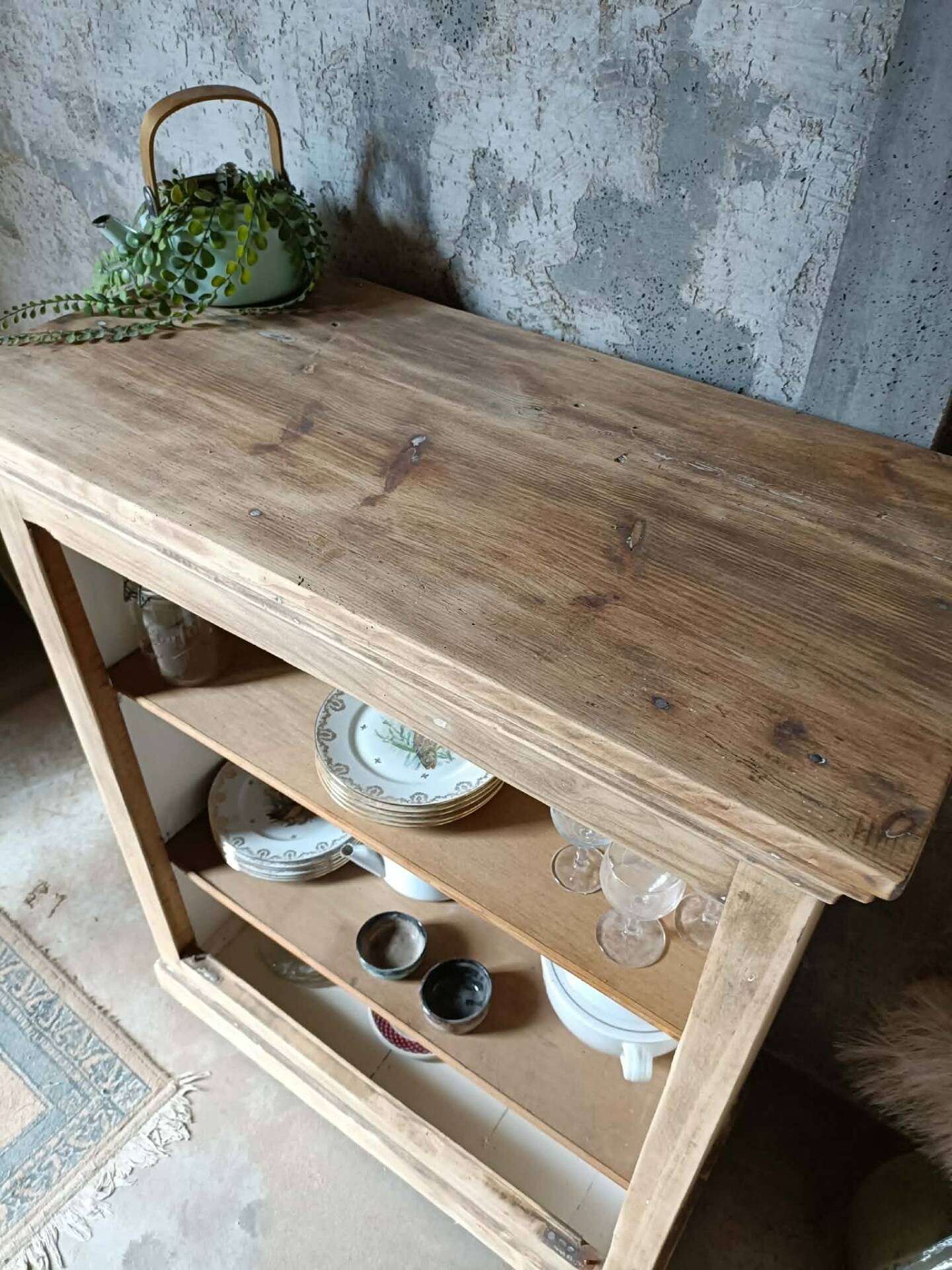 Buffet ouvert en bois 