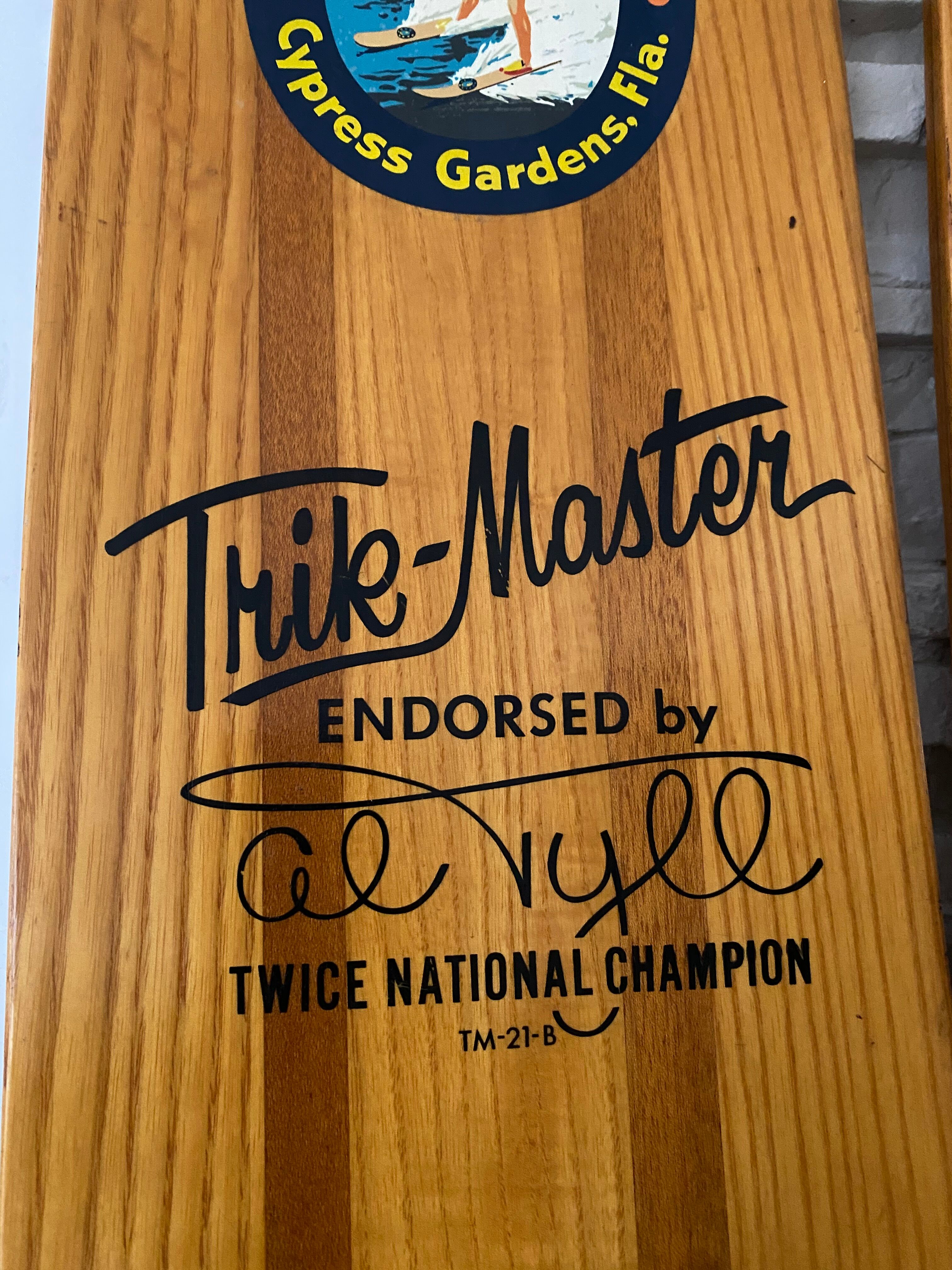 Wooden water ski pair