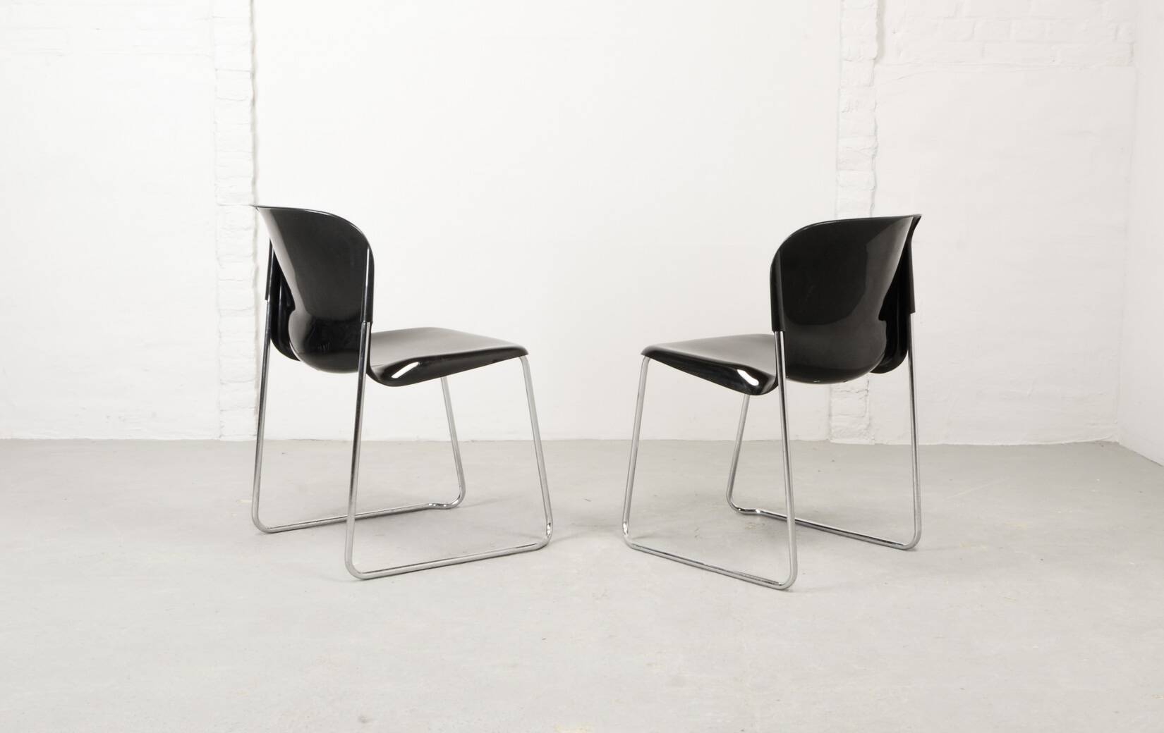 Drabert SM400 Stackable Dining Chairs by Gerd Lange, Set of 2. Germany, 80s