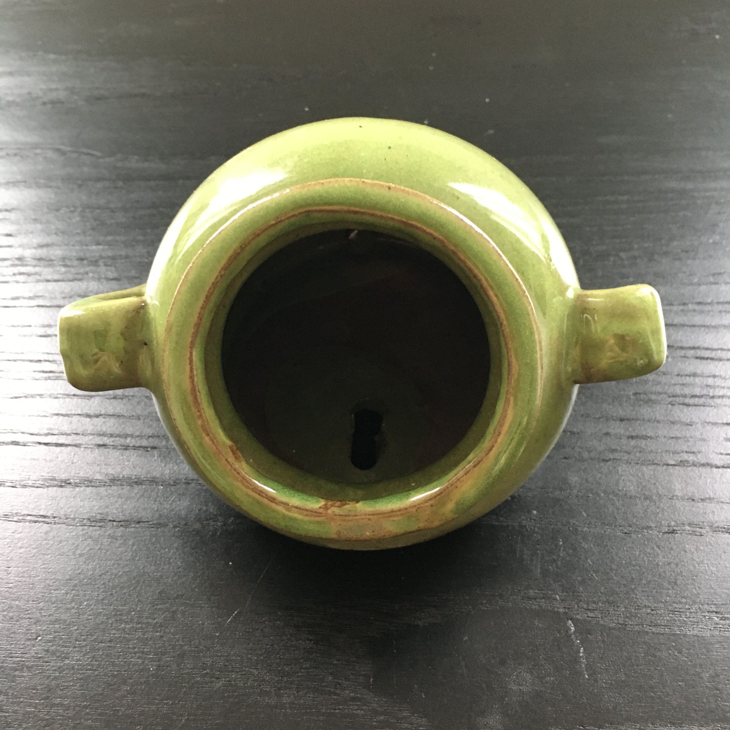 Provencal wall pot