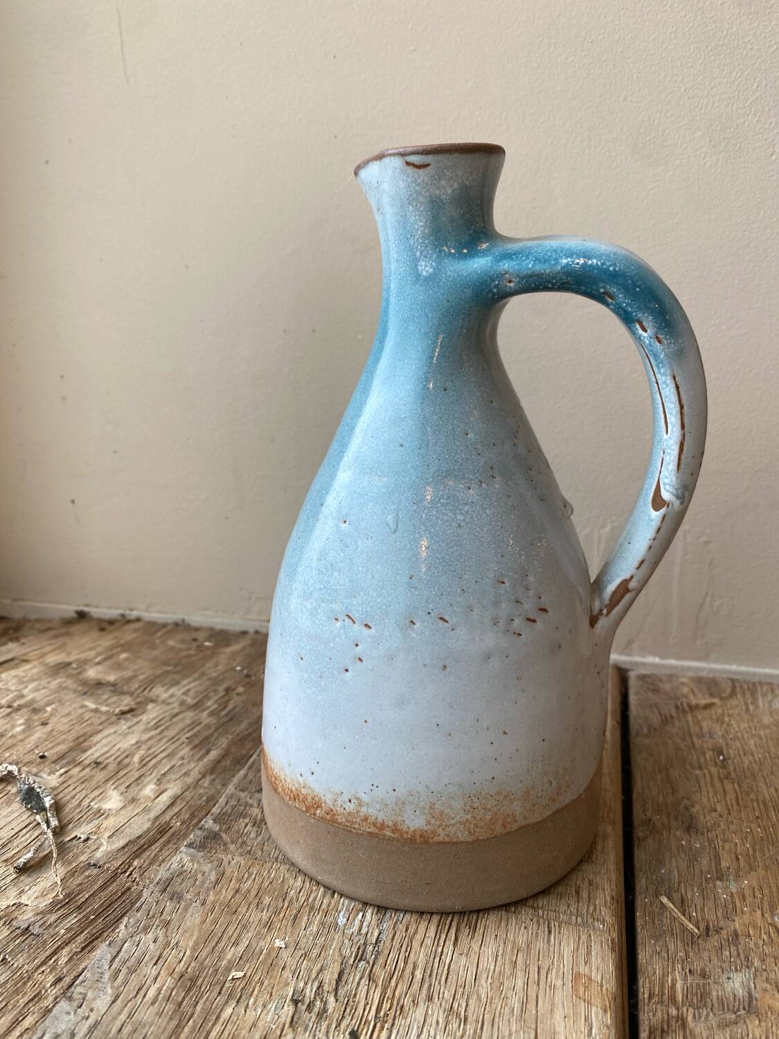 Liqueur jug Roger Jacques