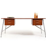 Fine Teak Desk Mod.202 by Børge Mogensen 1953