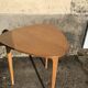 Table bistrot tripode en bois vintage
