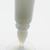 Vase en opaline blanche vintage