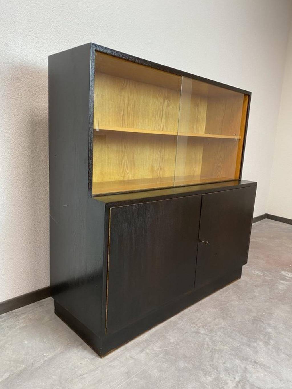 Wall unit Model H by Jindřich Halabala for UP Závody