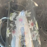 Orangeade decanter with ancient engraved flowers