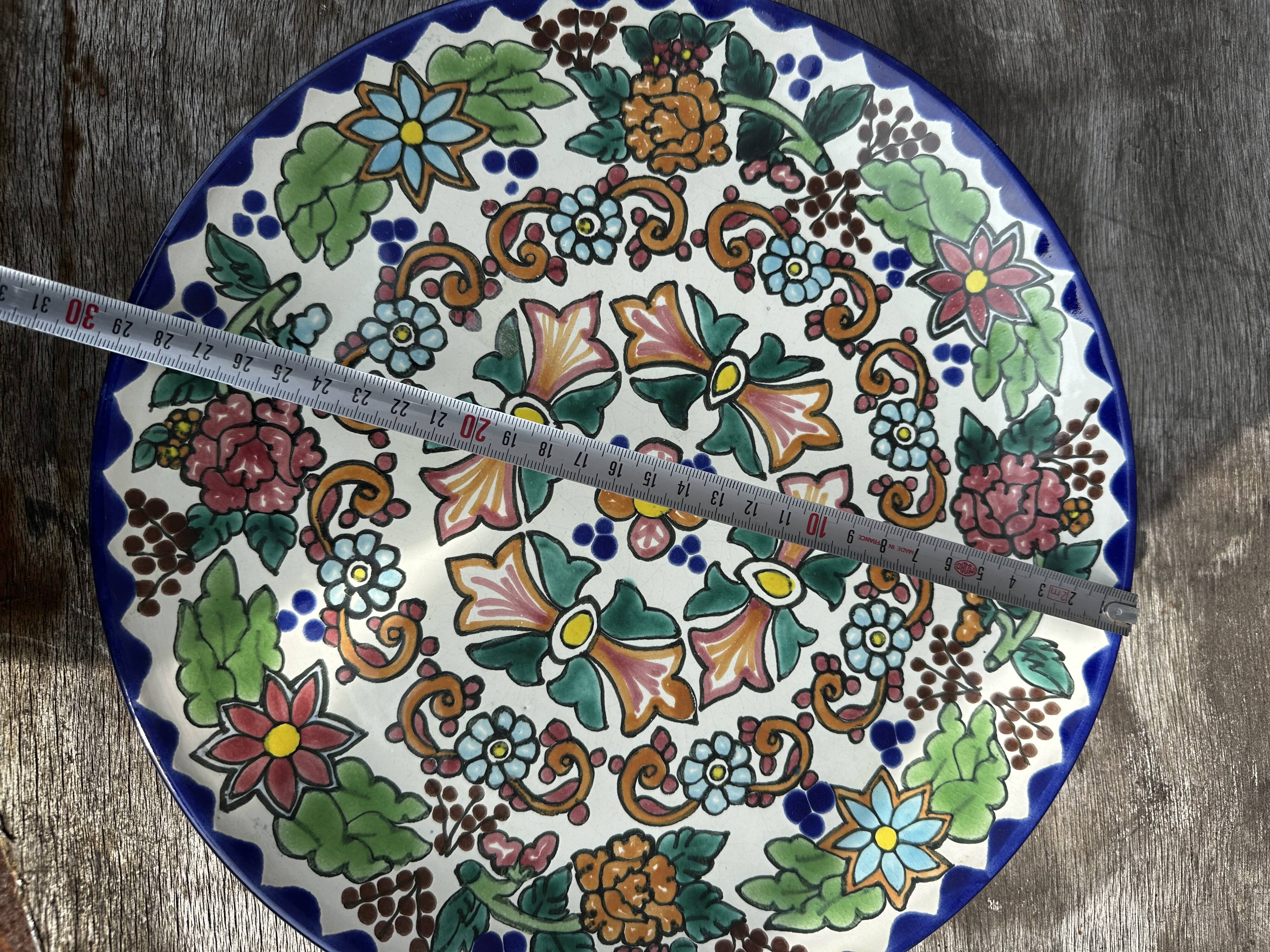 Talavera Dish - Vintage Mexican Ceramic - Diameter 29 cm