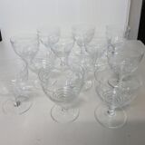 Suite de 12 verres en cristal Art Déco