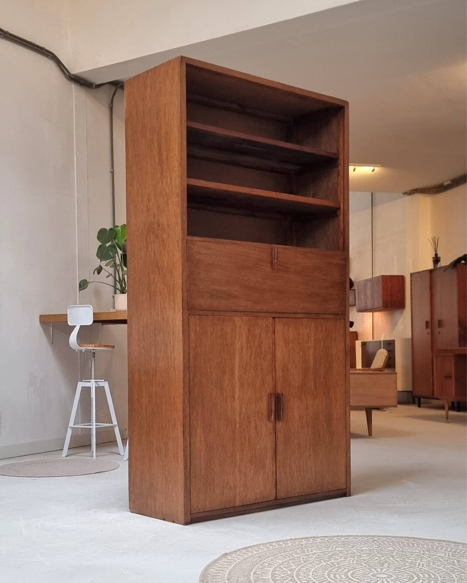 Mid-century highboard