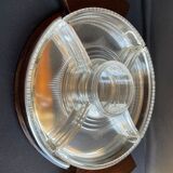 Compartmentalized servant tray with hors d'oeuvres (1)