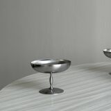 6 stainless steel footed bowls