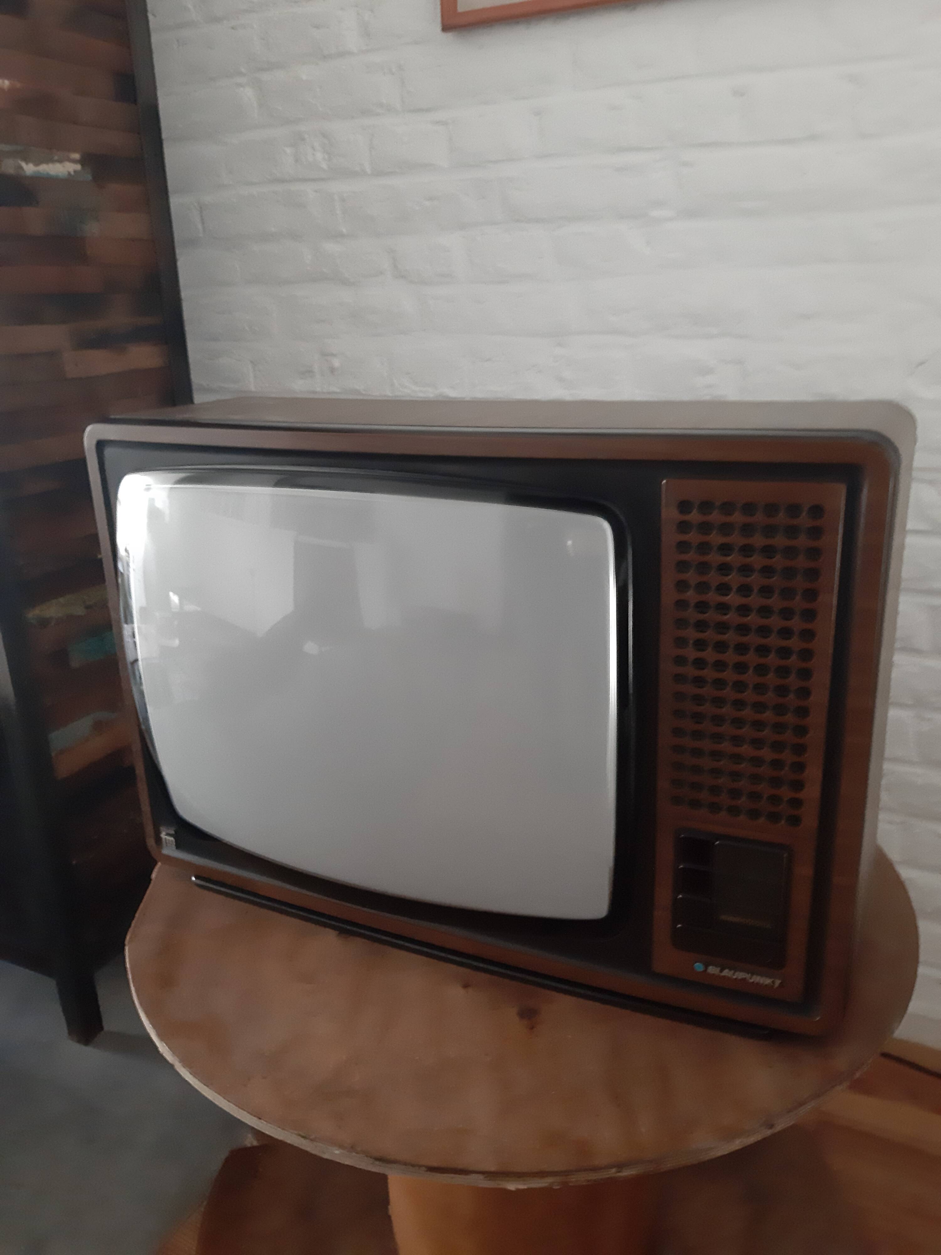 Télévision vintage Blaupunkt modèle de 1978 Selency