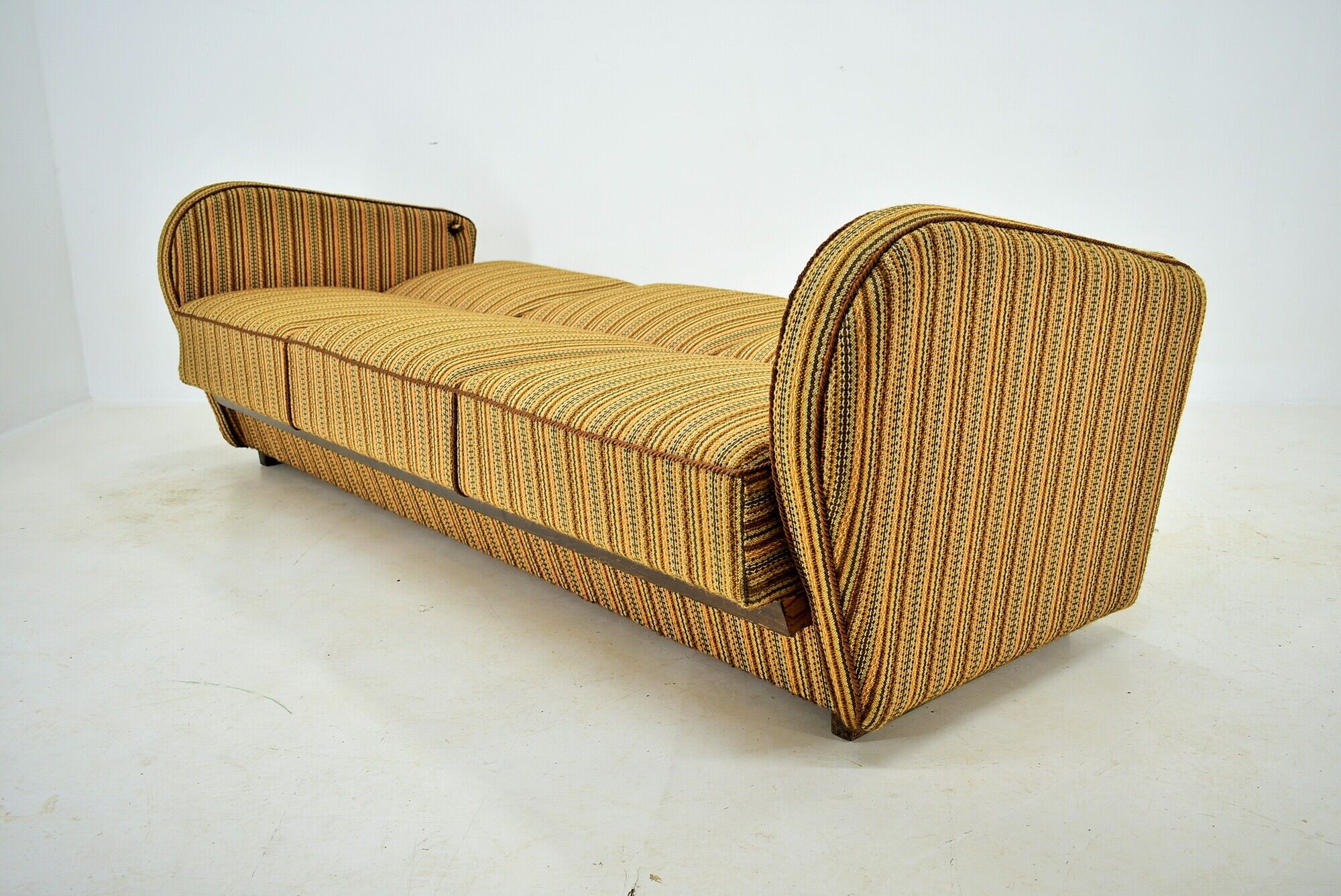 Art Deco Sofa or Bed H-363 Designed by Jindrich Halabala, 1930s