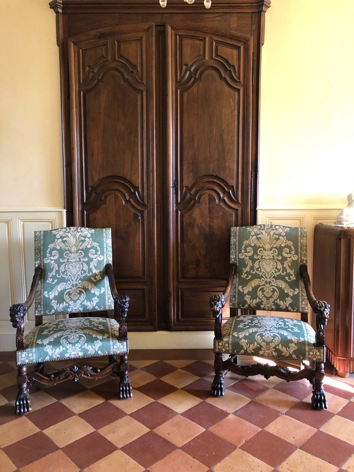 Paire de fauteuils 1900