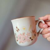 Flowery mugs