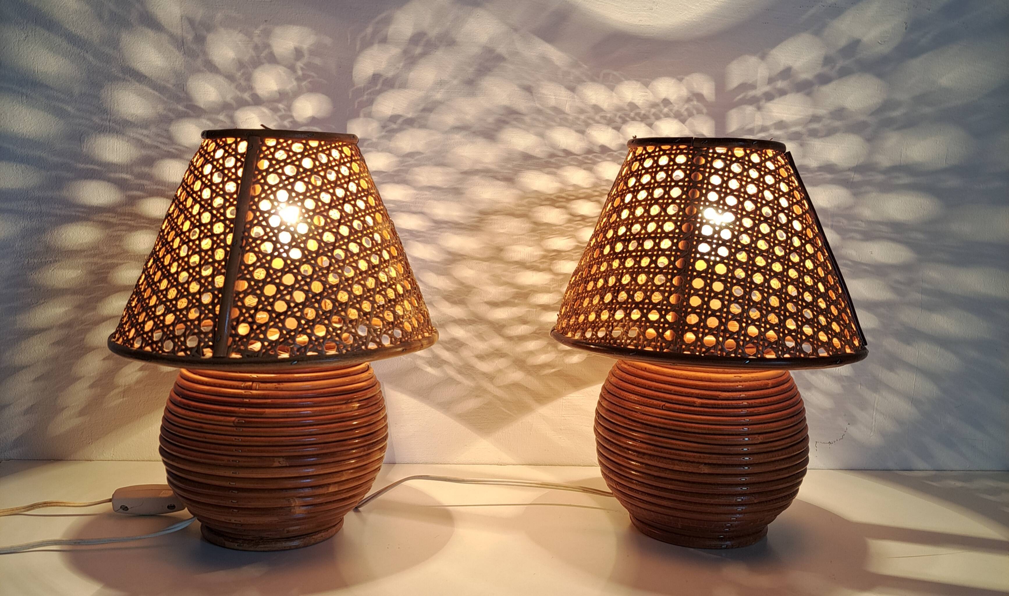 Paire lampes de chevet  cannage