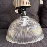 Glass kitchen suspension