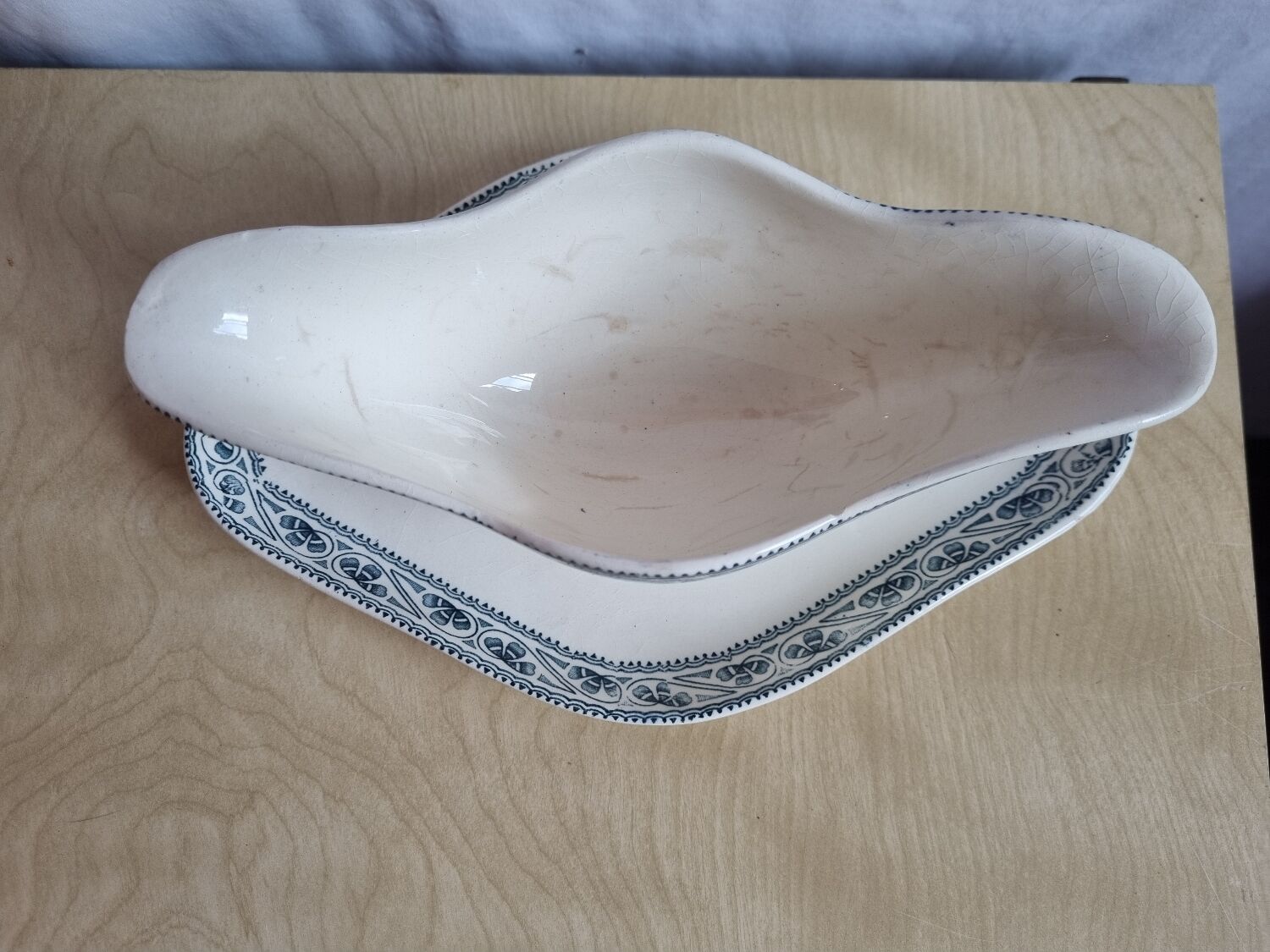 Saucière Boulenger, Terre de fer, Champigny