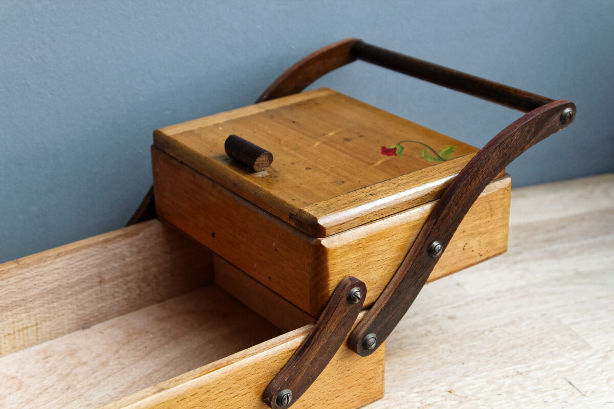 Worker, artisanal work, 50s