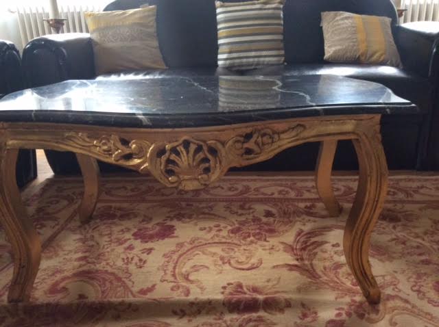 Coffee table in wood and marble
