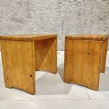 Set of 2 pine stools model "les Arcs"