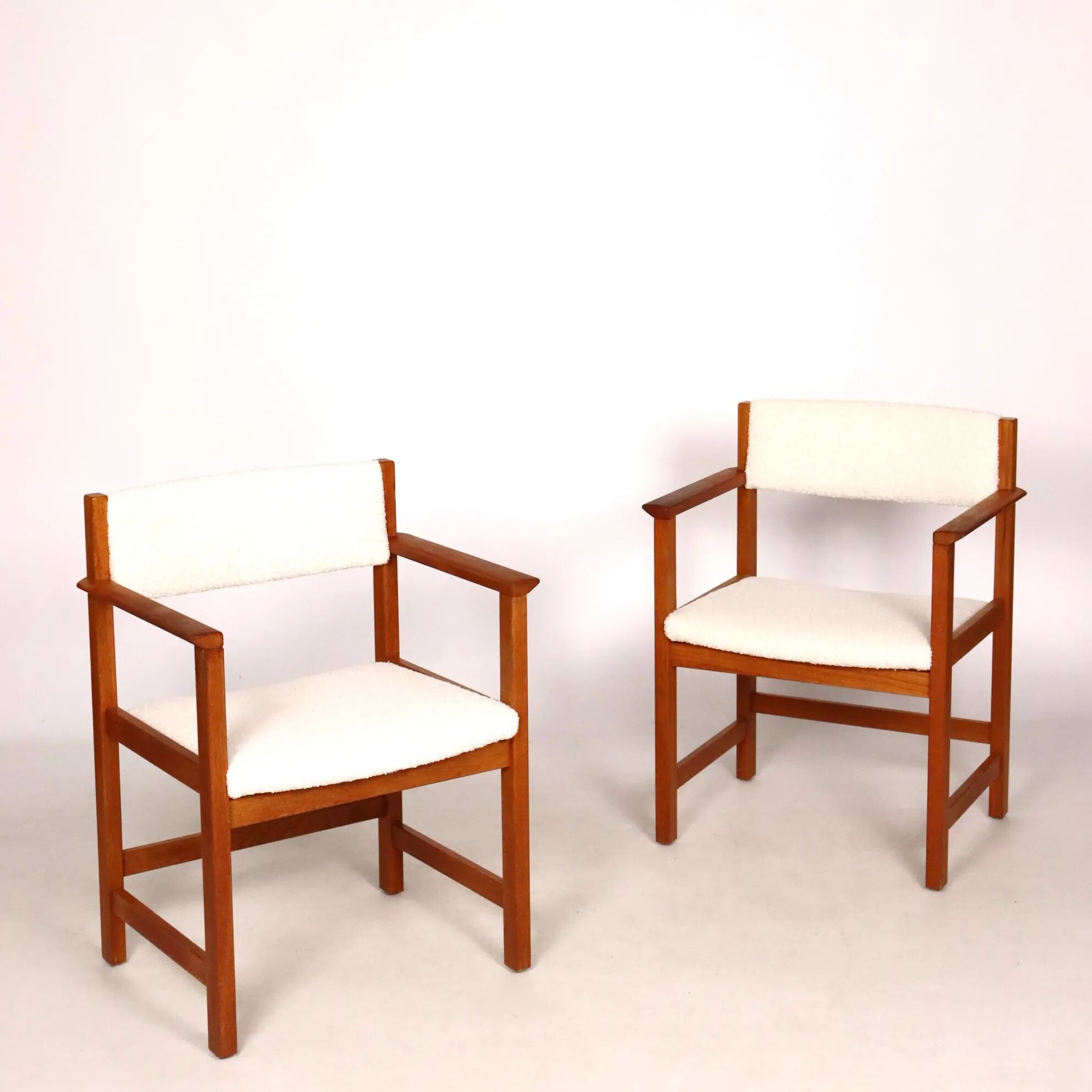 Paire de fauteuils scandinaves années 60