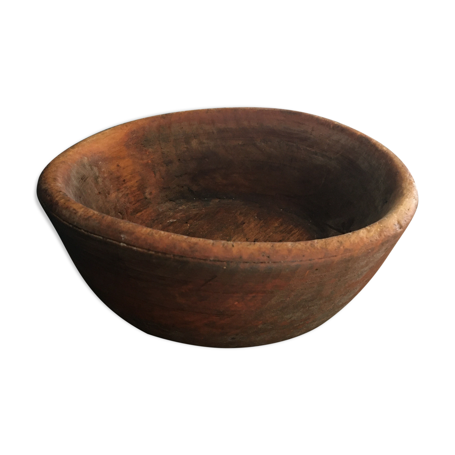 Crafted raw wood jatte