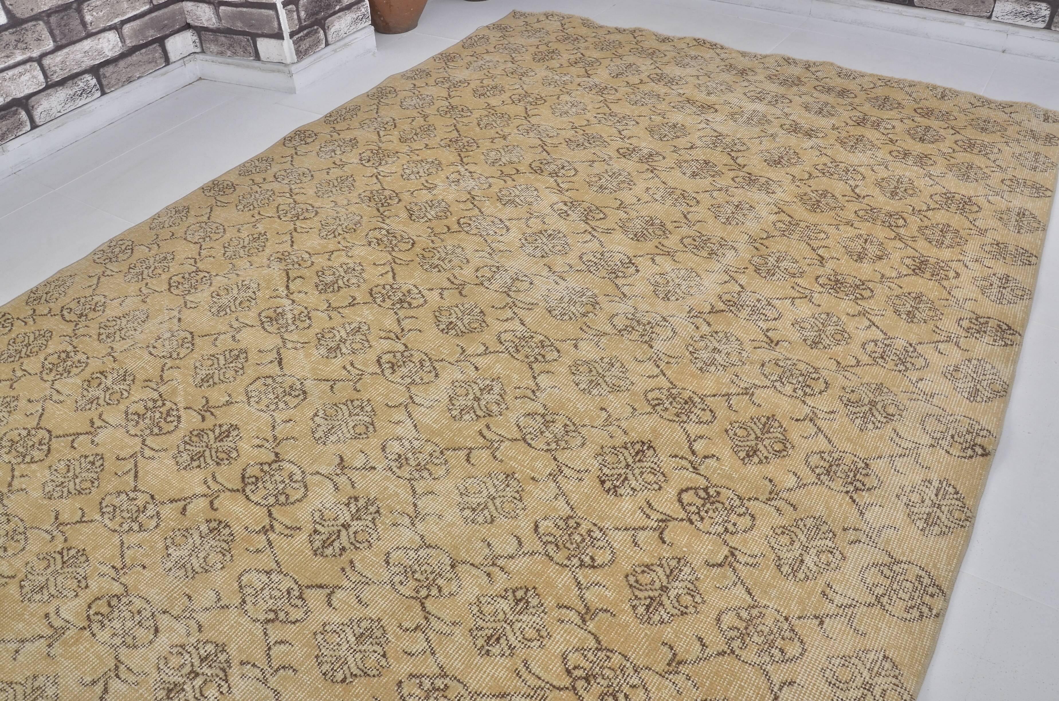 Floral Vintage Handmade Wool Rug sku 1372