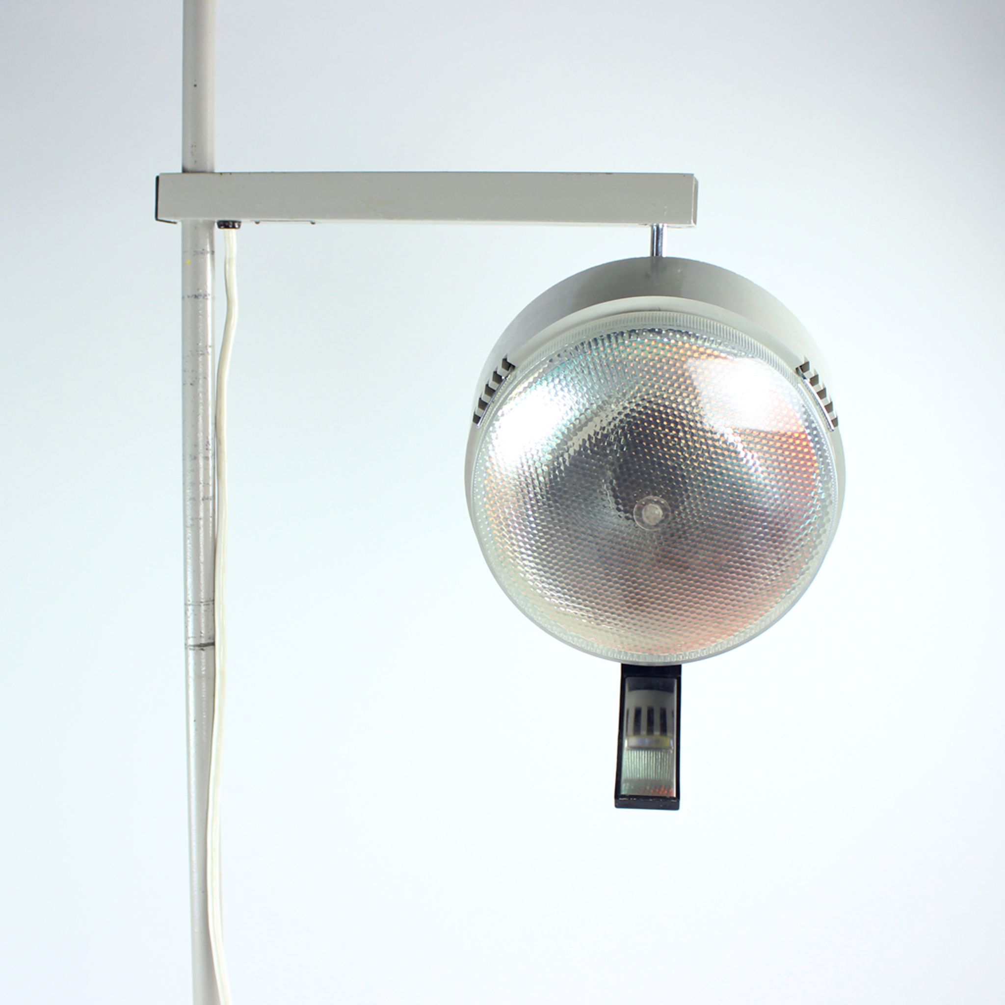 Lampadaire en métal, Tchécoslovaquie des années 1950