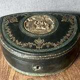 Old large leather jewelry box with a central medallion, XIX century, Napoleon III