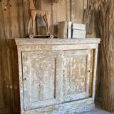Sideboard sliding doors