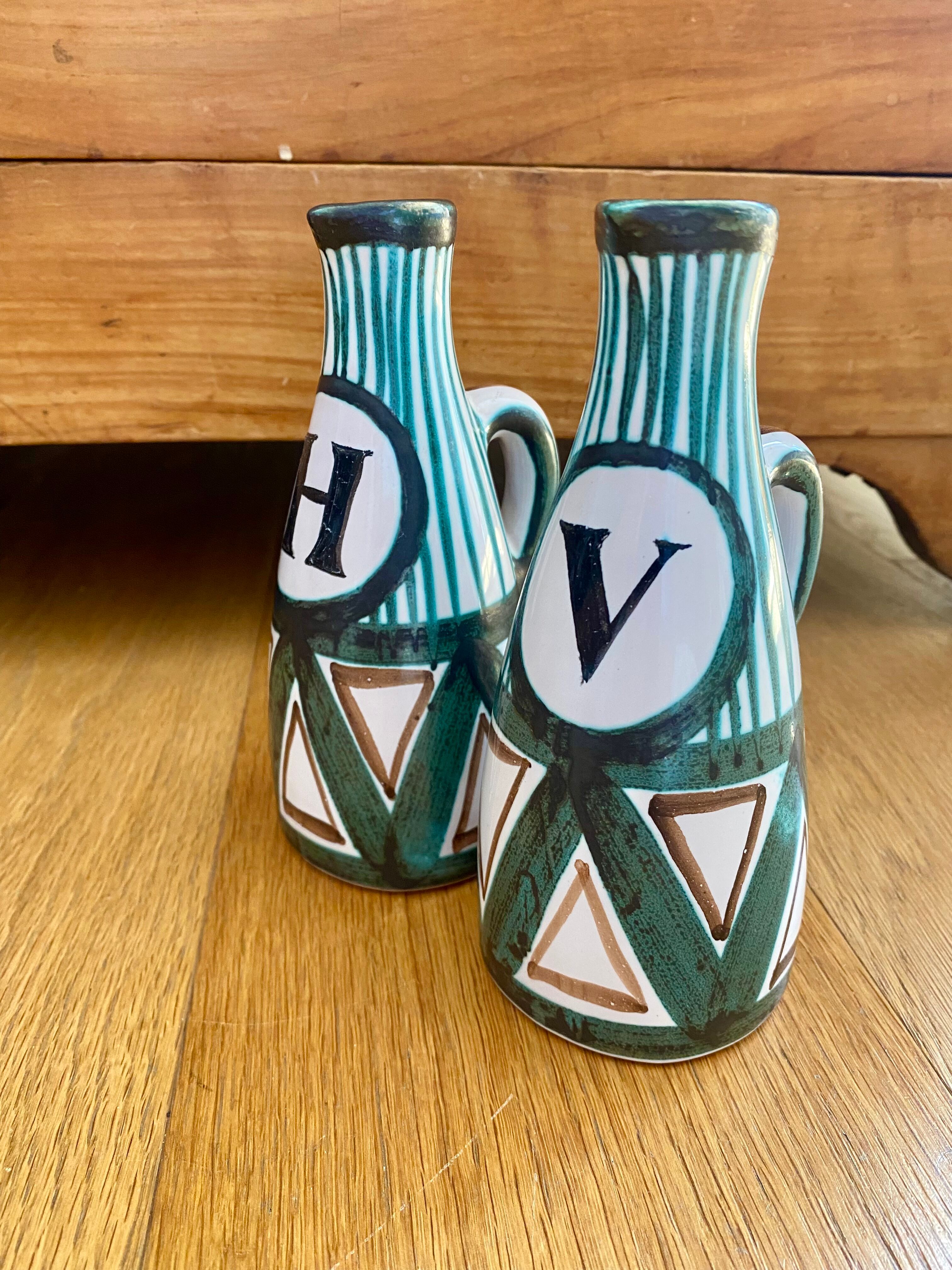 Vinegar oiler, pitchers Robert Picault ceramic Vallauris