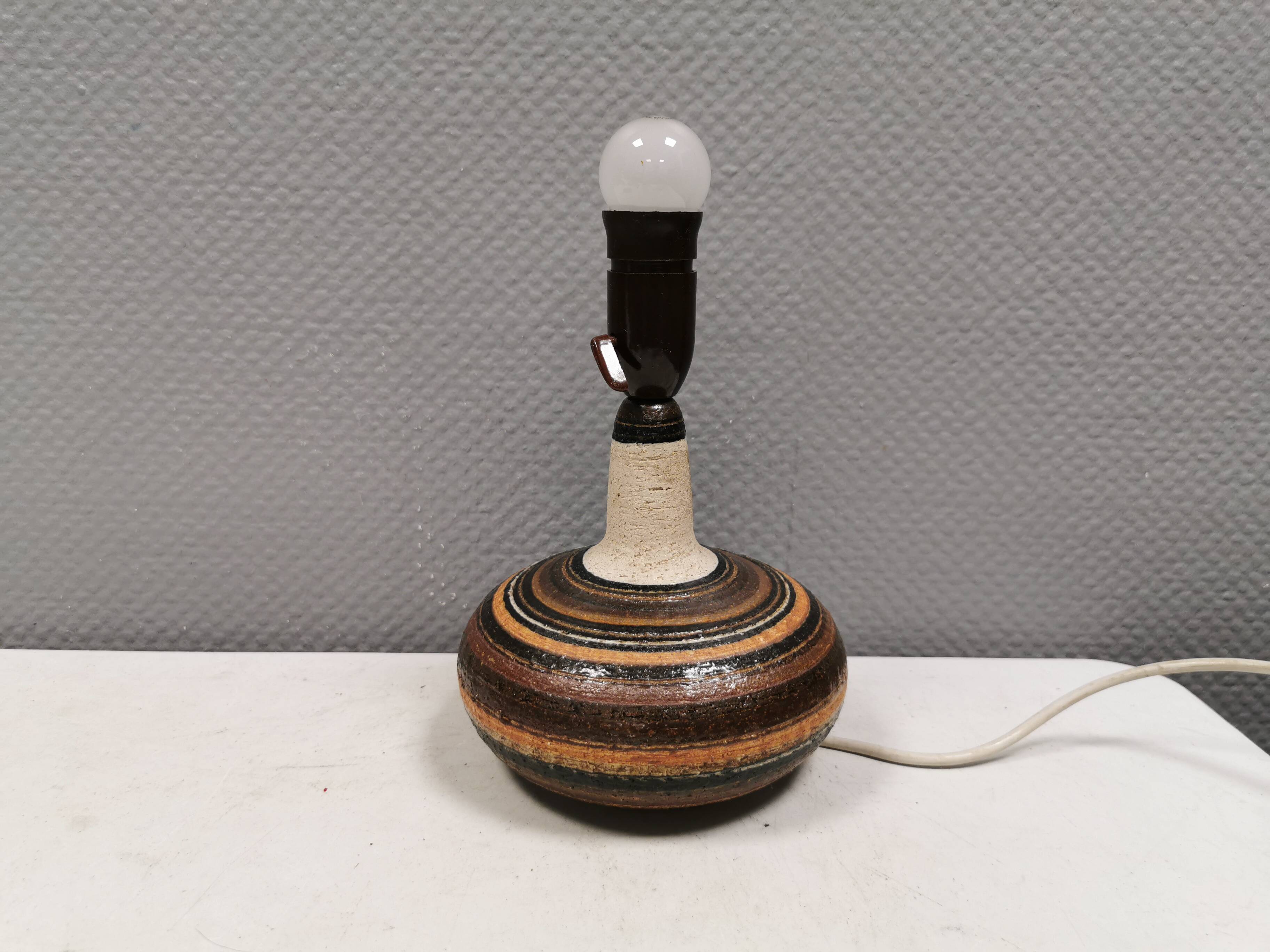 Lampe de table en céramique par Else Bøgeskov, Danemark, années 1970.