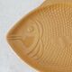 Plat vintage en barbotine poisson