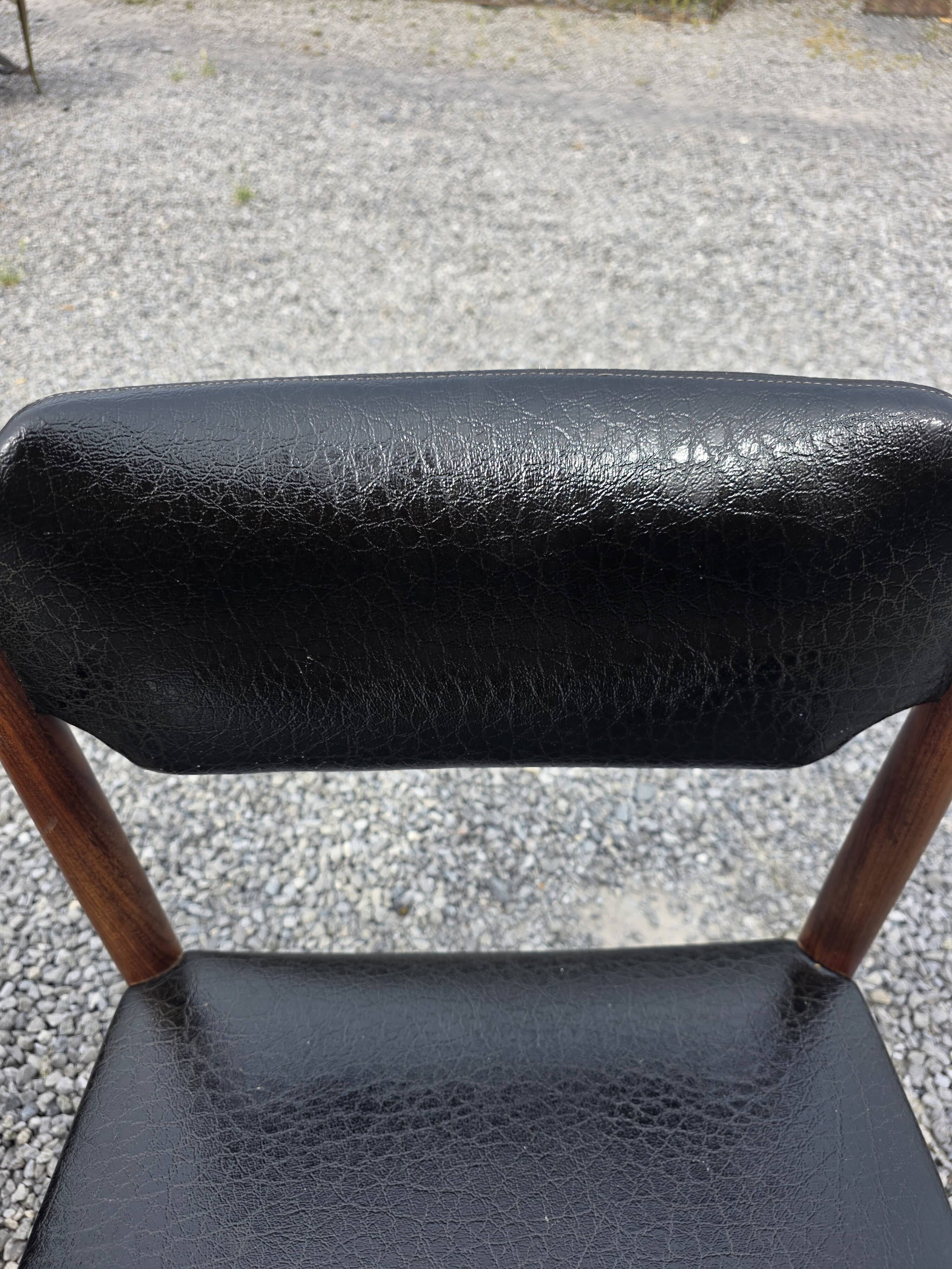 Paire de chaises scandinaves des années 60