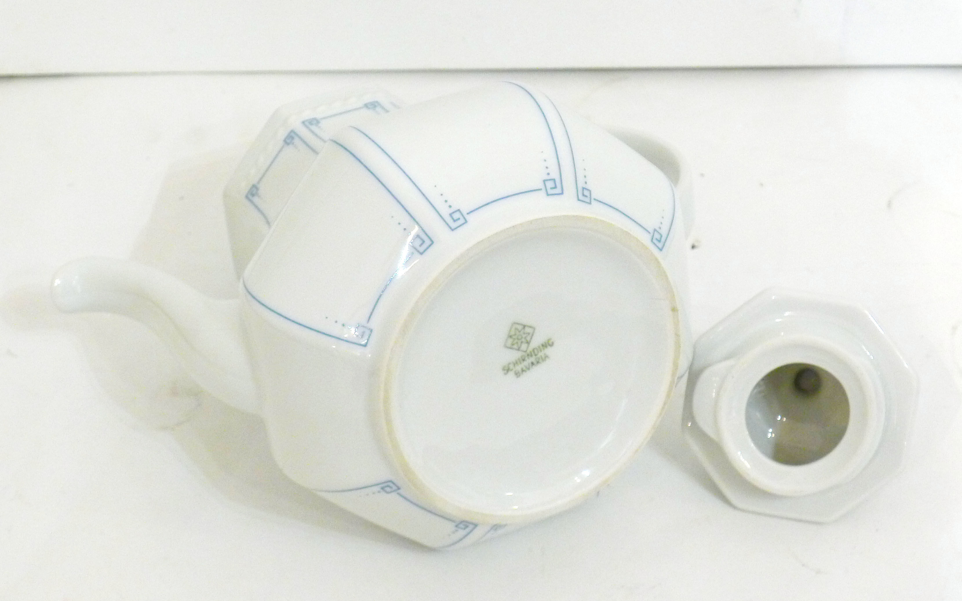 Porcelain teapot Schirnding Bavaria miXXth