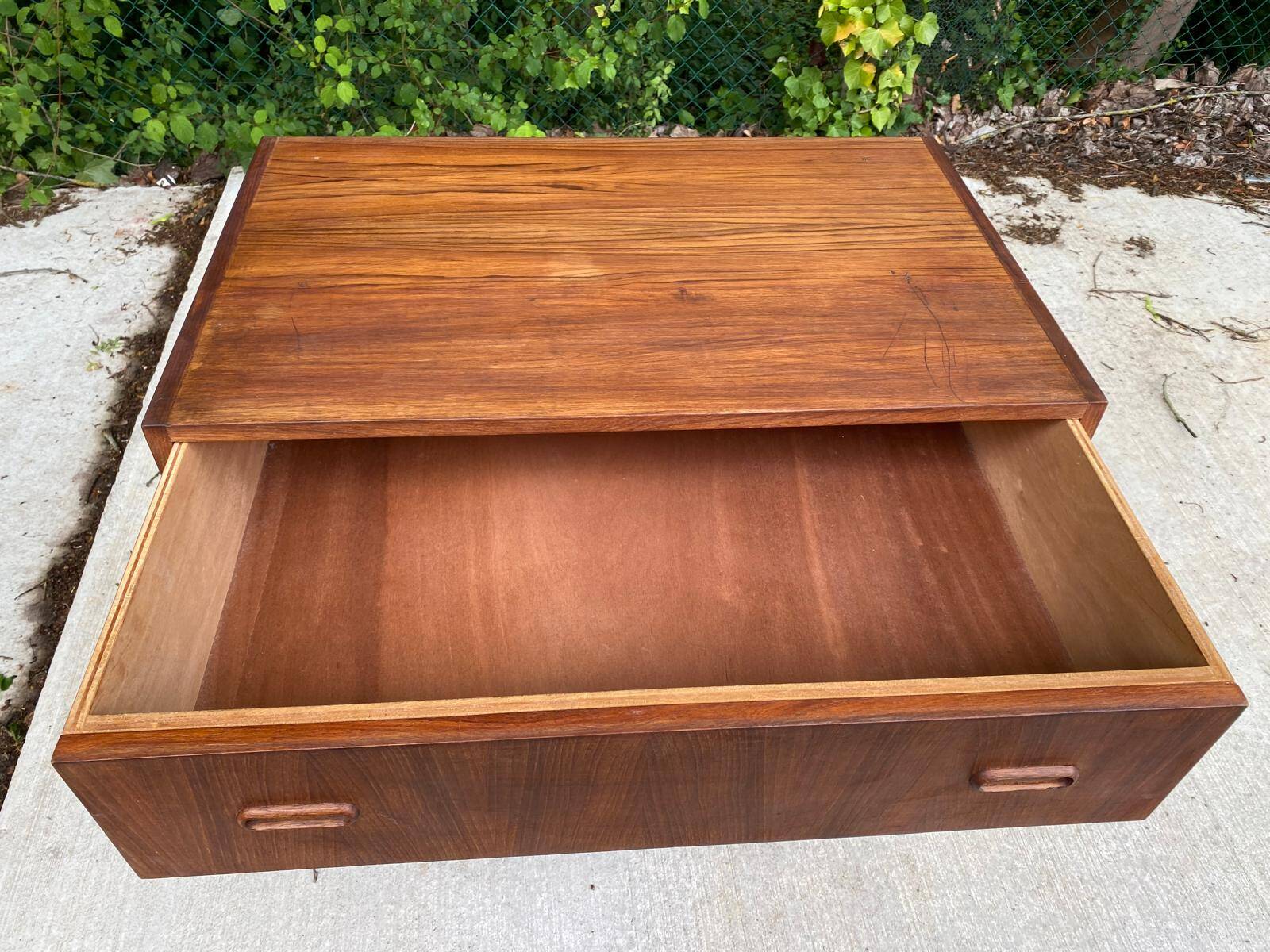 Commode scandinave vintage en teck