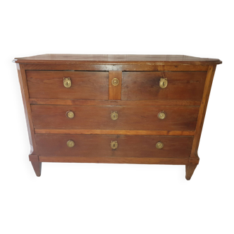 Oak chest of drawers