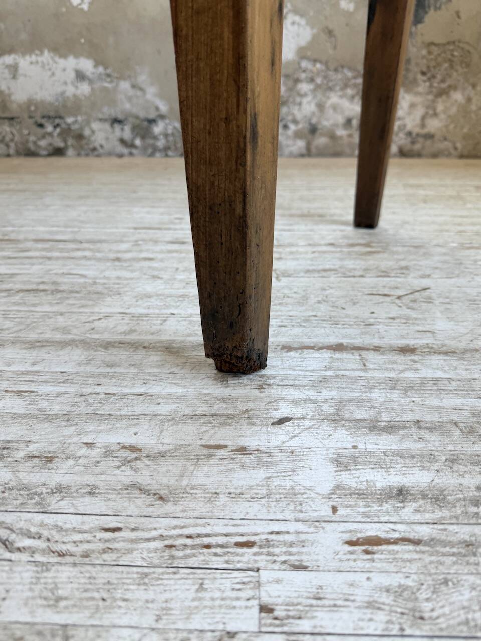 1950s oak farmhouse table with spindle legs