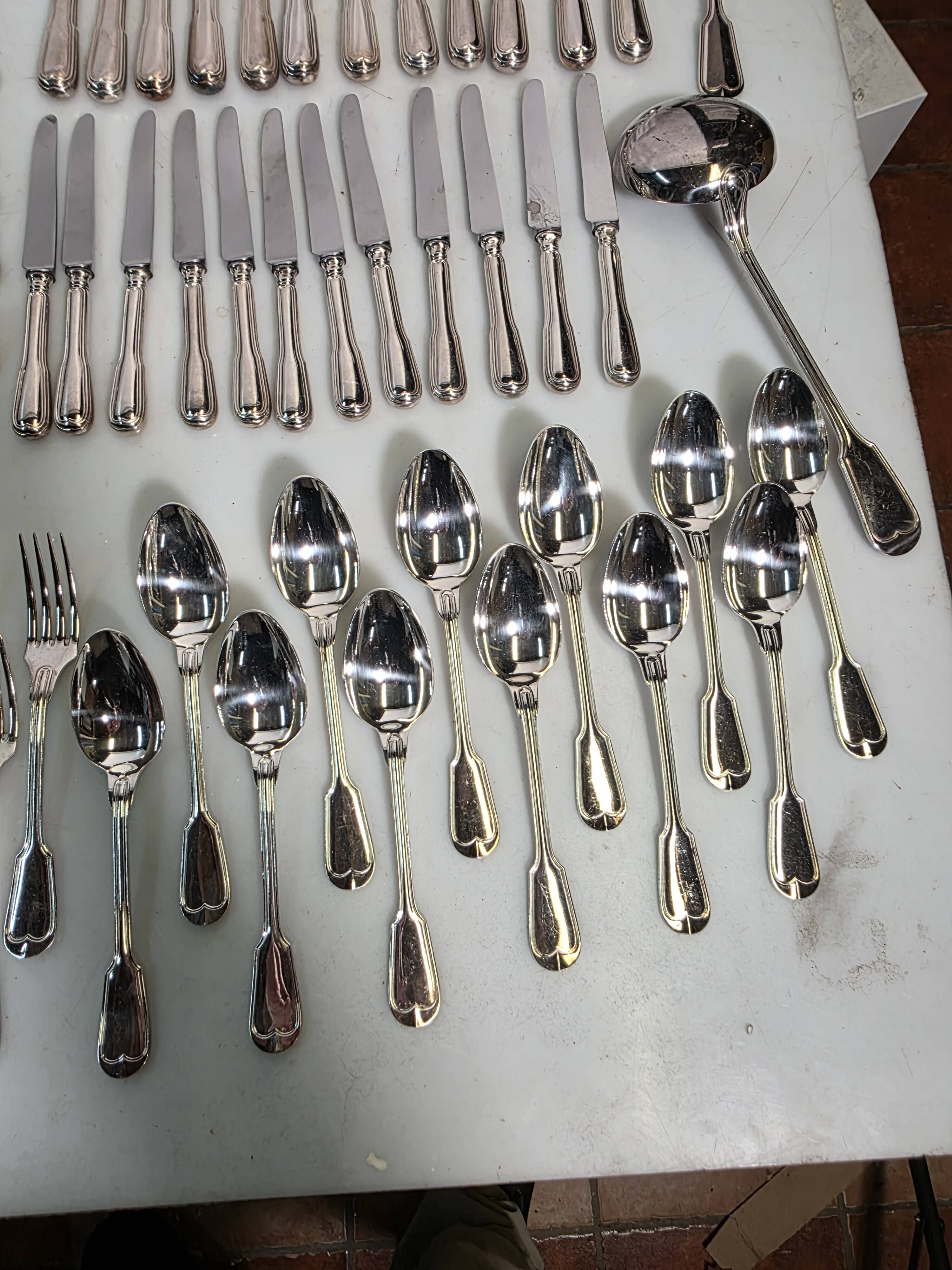 Boulenger silver-plated cutlery set, 86 pieces, hallmark 100.