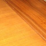 Scandinavian table