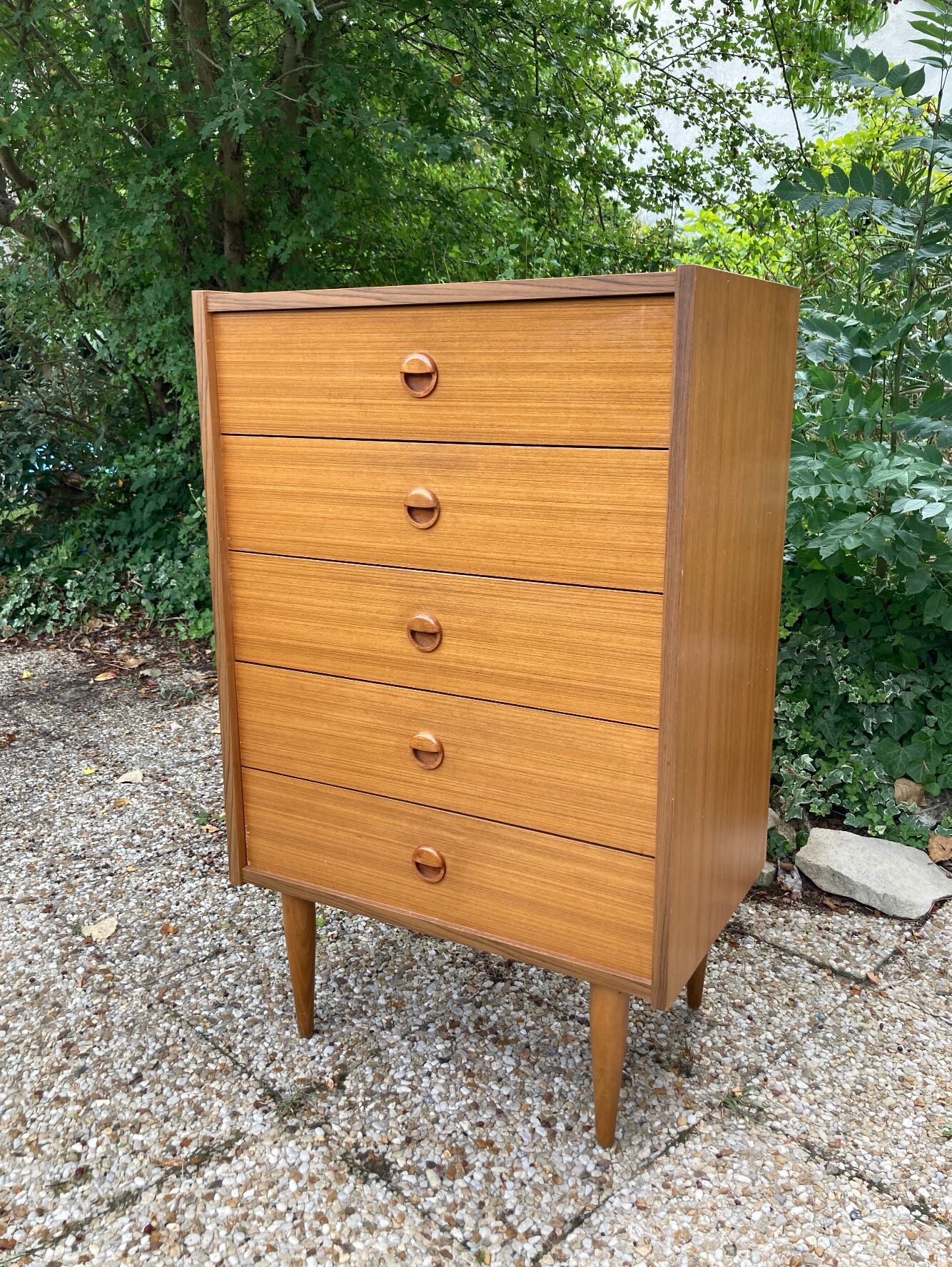Vintage rag chest of drawers from the 60s